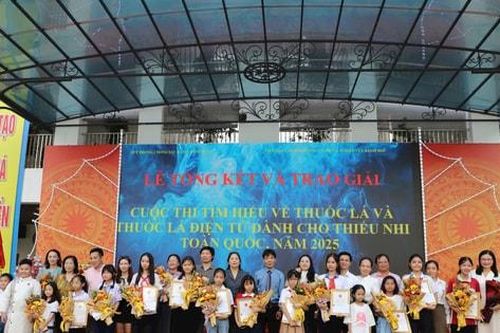 Trao giải 2 cuộc thi dành cho thiếu nhi toàn quốc về phòng chống tác hại của thuốc lá