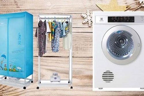 Vào mùa nồm ẩm: Nên chọn tủ sấy hay máy sấy quần áo?