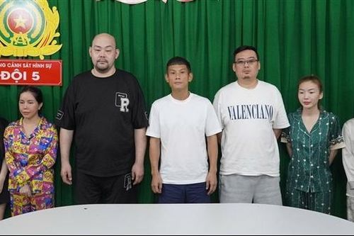 Tệ nạn trá hình qua mạng xã hội