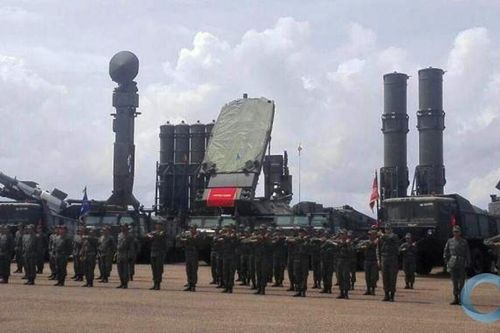 Báo Mỹ đánh giá khả năng Venezuela dùng tổ hợp S-300VM đẩy lui cuộc tấn công