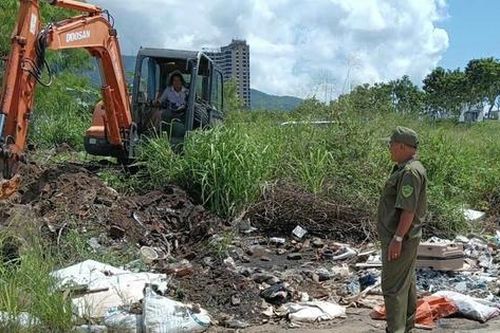 Đà Nẵng: Mật phục, giám sát 24/7 chống đổ trộm rác, xà bần