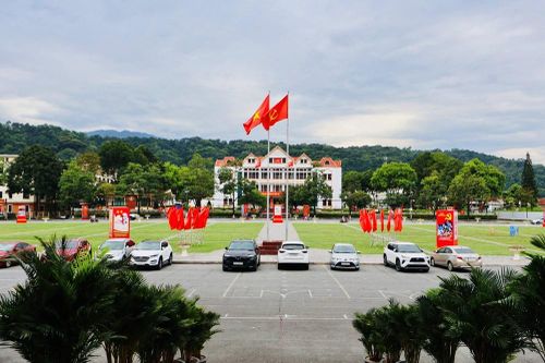 Phát động Cuộc thi sáng tác tranh cổ động tỉnh Lào Cai năm 2025