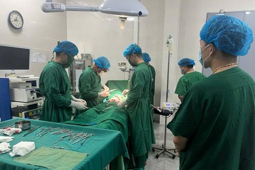 Kịp thời cứu sống bệnh nhân 12 tuổi trong tình trạng nguy kịch