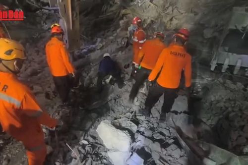 Số người thiệt mạng trong vụ sập trường học tại Indonesia tăng lên 49