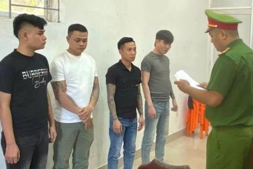 Gọi đồng bọn chém bạn nhậu
