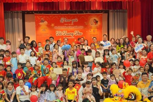 Cuộc thi ảnh 'Khoảnh khắc bé học tiếng Việt' và Tết Trung Thu 2025 tại Nhật Bản: Lan tỏa tình yêu tiếng mẹ đẻ