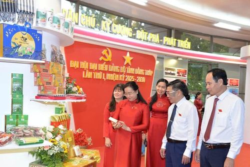 Để người dân Đồng Tháp có cuộc sống phồn vinh, hạnh phúc