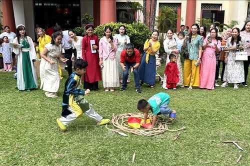 Sắc màu Trung thu Việt tại Malaysia