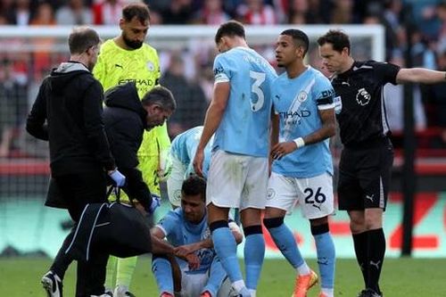 Man City nhận đòn chí mạng trong cuộc đua vô địch