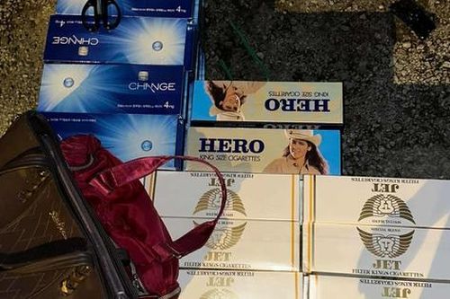 Bắt quả tang người phụ nữ lớn tuổi ở Huế tái phạm món nghề 'đánh hàng' lậu