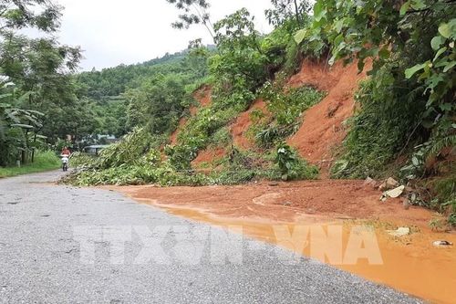 Bắc Bộ mưa lớn diện rộng, cảnh báo lũ quét và sạt lở đất