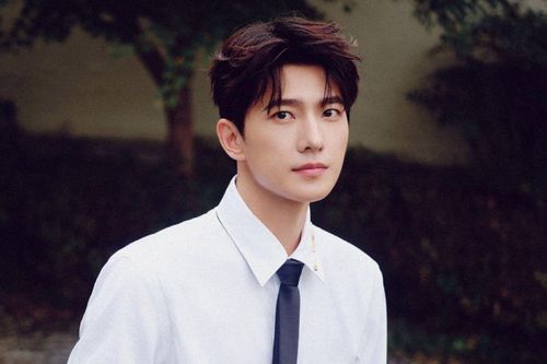 Dương Dương hẹn hò sao nữ phim Tân Hồng Lâu Mộng