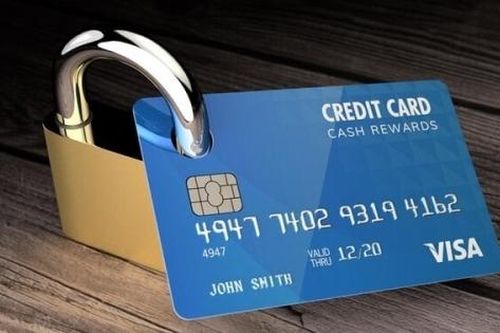 Thẻ ngân hàng bị khóa có rút được tiền không, làm sao mở lại?