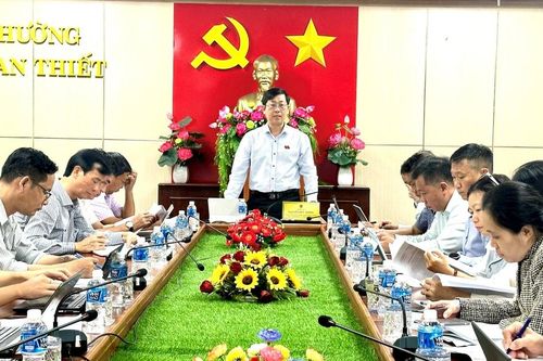 Đoàn ĐBQH Lâm Đồng khảo sát mô hình chính quyền 2 cấp tại Phan Thiết