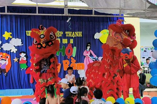 Mang Trung thu yêu thương đến trẻ em nông thôn và vùng khó khăn