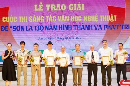 77 tác phẩm đoạt giải cuộc thi sáng tác văn học nghệ thuật chào mừng 130 năm Ngày thành lập tỉnh Sơn La