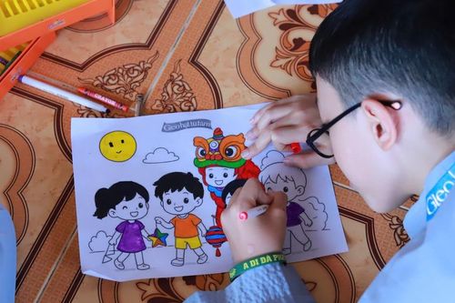 Khóa tu Gieo hạt từ tâm kỳ 81 và Trăng yêu thương tại các địa phương
