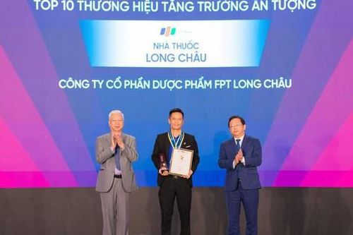 Long Châu được vinh danh 'Top 10 thương hiệu tăng trưởng ấn tượng' 2025