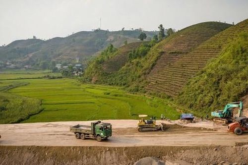 Nhà thầu giao thông điều chỉnh ca kíp, lên sơ đồ thoát nạn, sẵn sàng ứng phó bão số 11