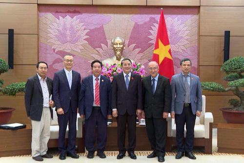 Tăng cường hợp tác đào tạo và chia sẻ tri thức giữa Việt Nam và bang Hessen