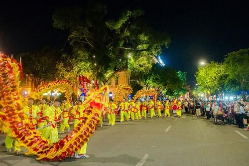 Tái hiện ký ức đẹp khi tìm về Trung thu truyền thống