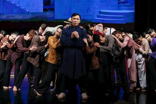 'Lửa từ Đất' – vở nhạc kịch thắp sáng tình yêu Hà Nội