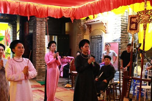 Hội làng La Phù – Di sản phi vật thể quốc gia