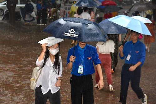 Trường học Hà Nội được chủ động hình thức dạy để ứng phó hoàn lưu bão số 11