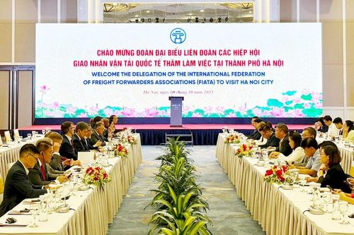 Hà Nội hướng tới trở thành trung tâm logistics của vùng Đông Dương
