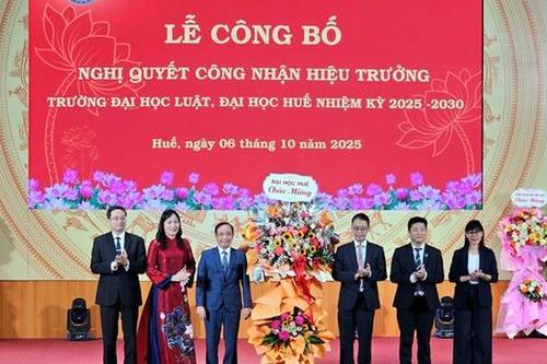PGS.TS Đoàn Đức Lương giữ chức Hiệu trưởng Trường Đại học Luật (Đại học Huế) nhiệm kỳ 2025 - 2030