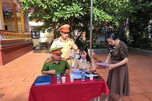 Hoạt động ý nghĩa của Công an phường Định Công