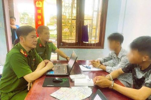 Hà Tĩnh: Khởi tố 2 đối tượng trộm hơn 150 triệu đồng của du khách