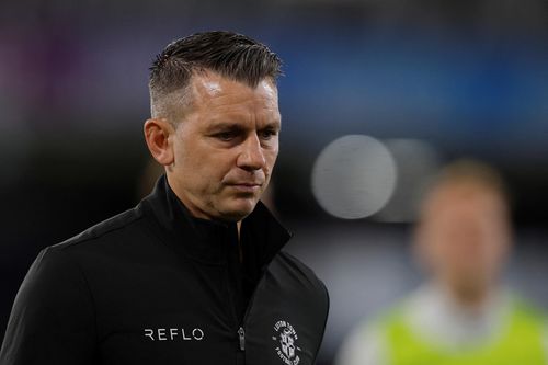 Bị kịch bóng đá của Luton Town