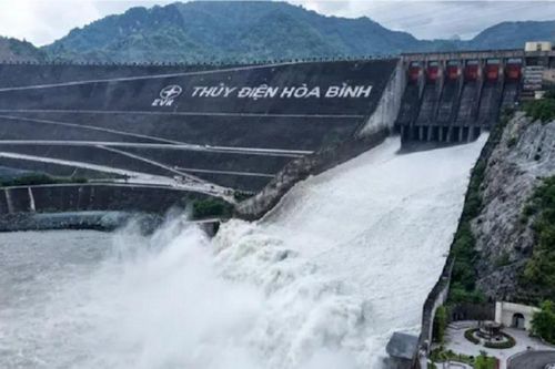 40 thủy điện đồng loạt xả lũ, mực nước nhiều tuyến sông đang lên nhanh