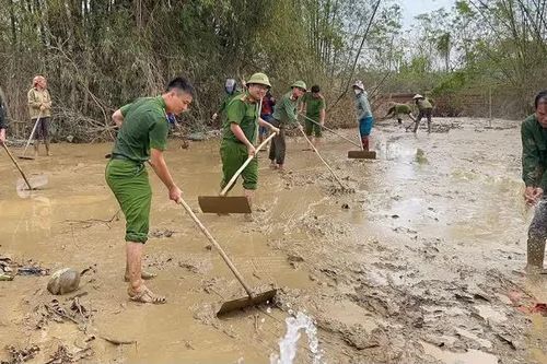 Hà Tĩnh: hoàn thành xử lý môi trường sau lũ lụt