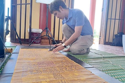 TP. Huế đẩy mạnh số hóa và phát huy giá trị tư liệu Hán - Nôm