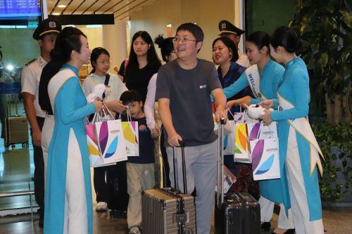 Cơ hội tăng tốc và bài toán giữ chân du khách
