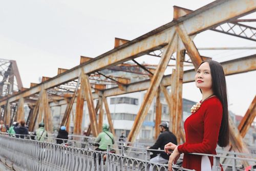 NSND Mai Hoa thong dong cùng Hà Nội