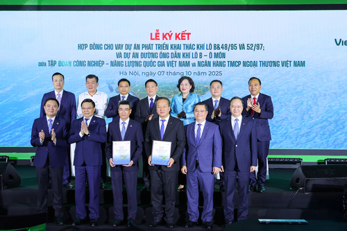 Petrovietnam và Vietcombank ký kết hợp đồng tín dụng hơn 1 tỷ USD cho Chuỗi dự án khí điện Lô B - Ô Môn