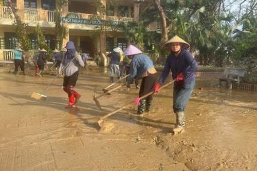 Nhiều trường học ở Nghệ An vẫn chưa thể đón học sinh trở lại trường