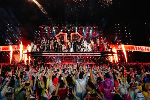 Đại nhạc hội Y-CONCERT kéo dài 10 tiếng quy tụ 50 'anh trai', 'chị đẹp'