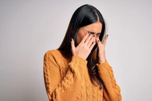 Chuyên gia mách 5 mẹo điều trị các vấn đề về mắt do màn hình