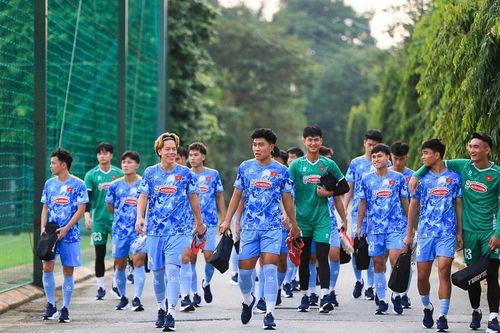 U23 Việt Nam mất 2 ngôi sao trước thềm trận so tài Qatar