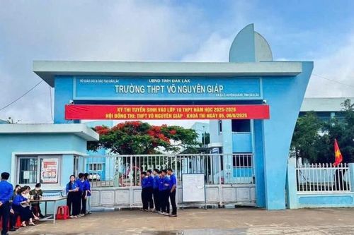 Bí thư Đoàn trường ở Đắk Lắk bị hành hung trong giờ học