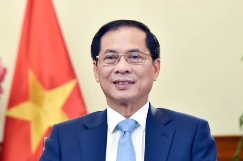 Phó Thủ tướng Bùi Thanh Sơn dự Diễn đàn Cửa ngõ toàn cầu lần thứ 2 tại Bỉ