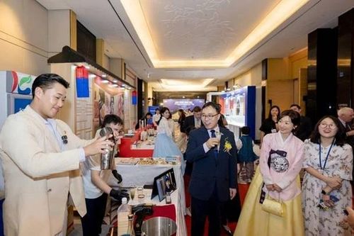 K-Food để lại ấn tượng mạnh tại Tiệc chiêu đãi Quốc khánh Hàn Quốc tại Việt Nam
