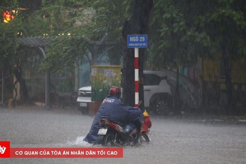 Cận cảnh giao thông Hà Nội sáng 7/10