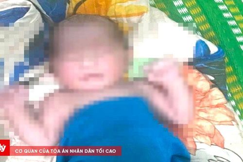 Bé trai sơ sinh bị bỏ rơi ven đường