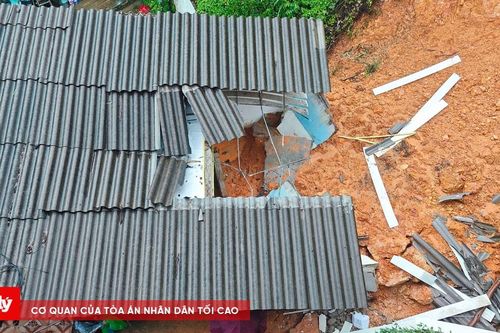Sạt lở đất vào khu trọ khiến một người tử vong tại Thái Nguyên