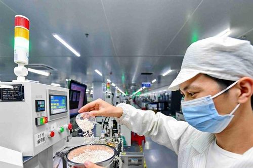 Mỹ nguy cơ phụ thuộc nguy hiểm vào chip Trung Quốc